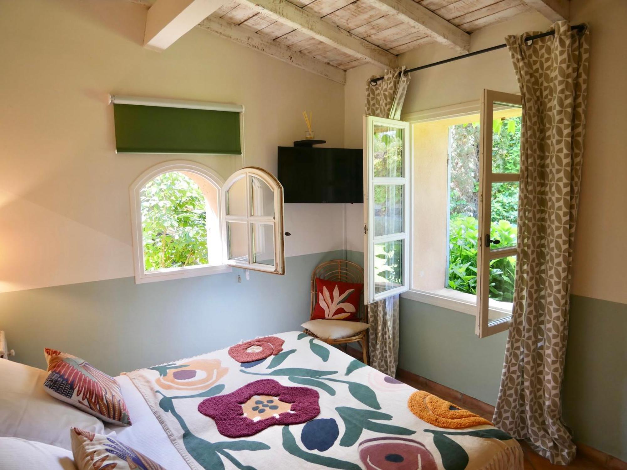 Guest house Domaine Les Mesanges